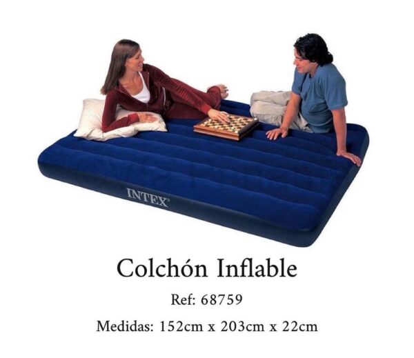 Colchón inflable INTEX, recomendado para usar en camping y en interior. 

Medidas colchoneta pequeña: 152cm X 203 X 25 Cms, Peso Máximo 136 kilos
